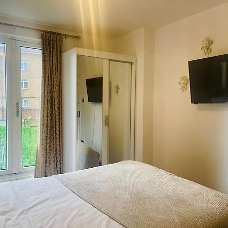 Room With Kitchen In Central Londen Buitenkant foto