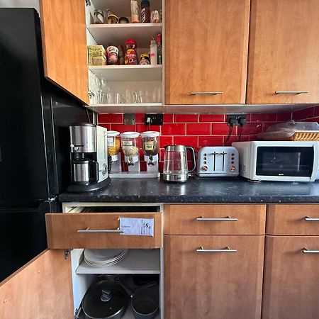 Room With Kitchen In Central Londen Buitenkant foto