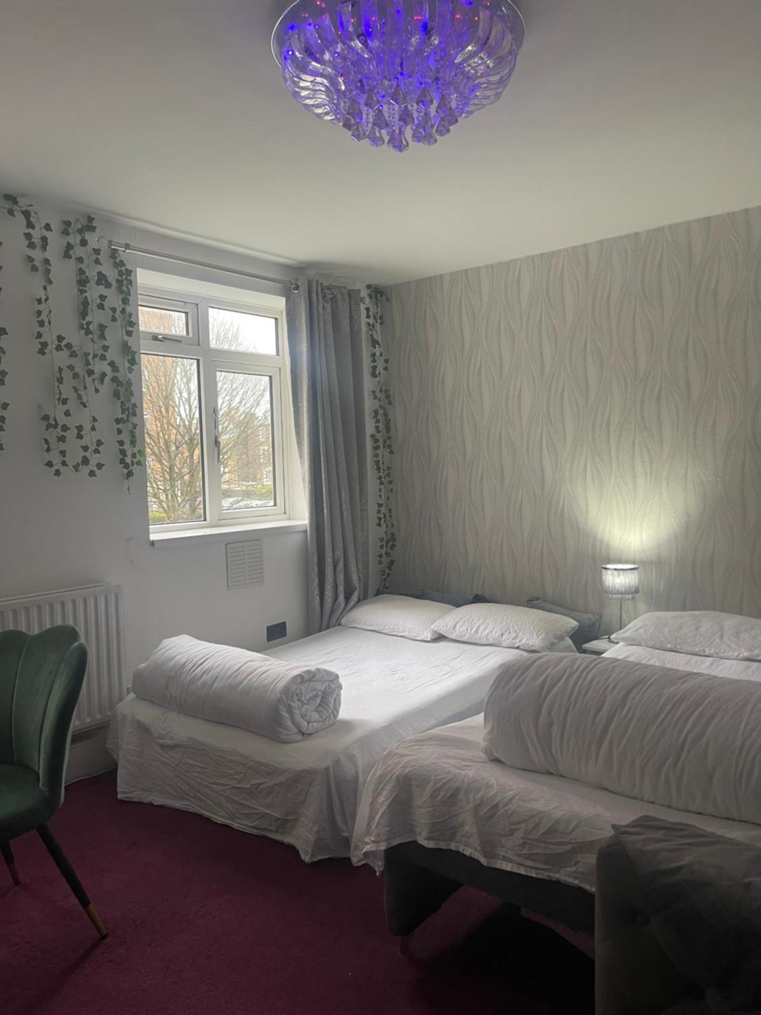 Room With Kitchen In Central Londen Buitenkant foto